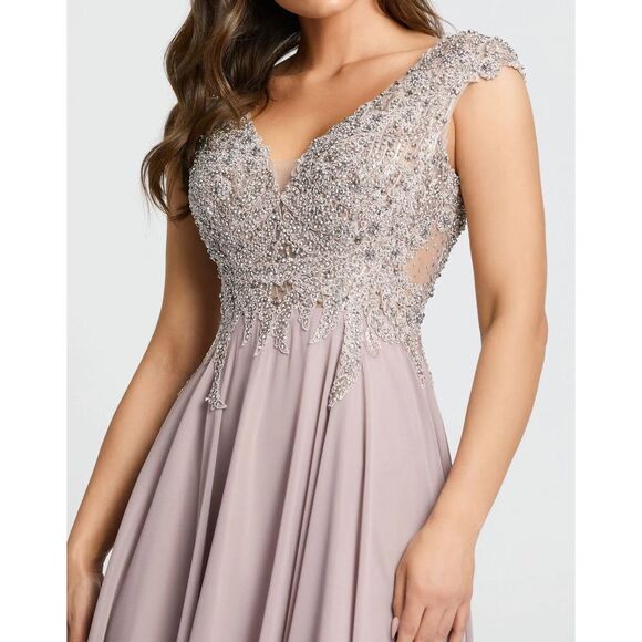 NWT Mac Duggal 20264 Applique Cap Sleeve Bodice Flowy Sequin Gown Lilac Size 6 - Picture 2 of 14